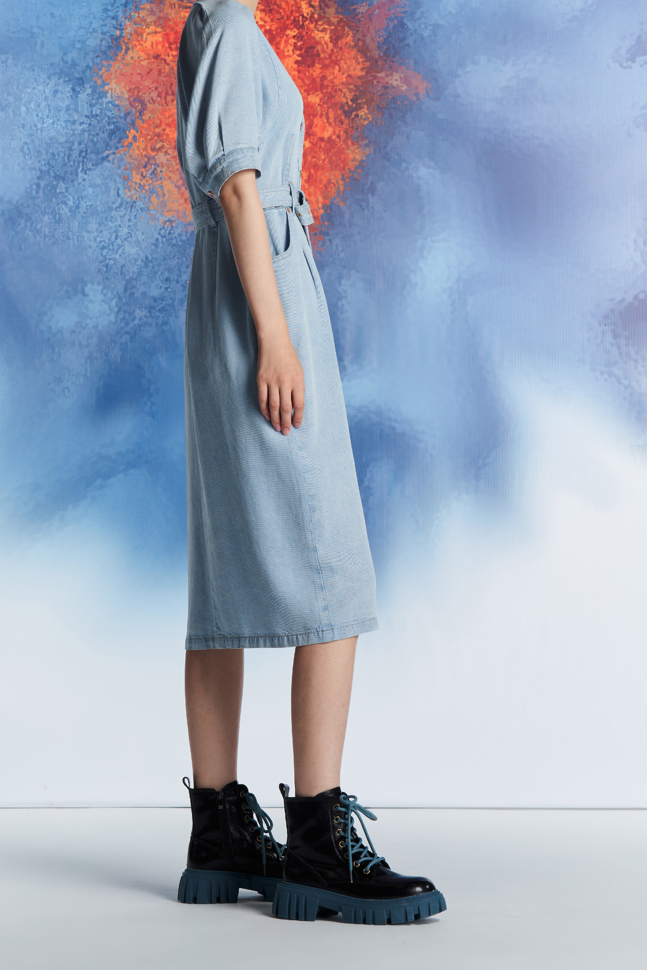 Laurèl Raglan Sleeve Denim Dress