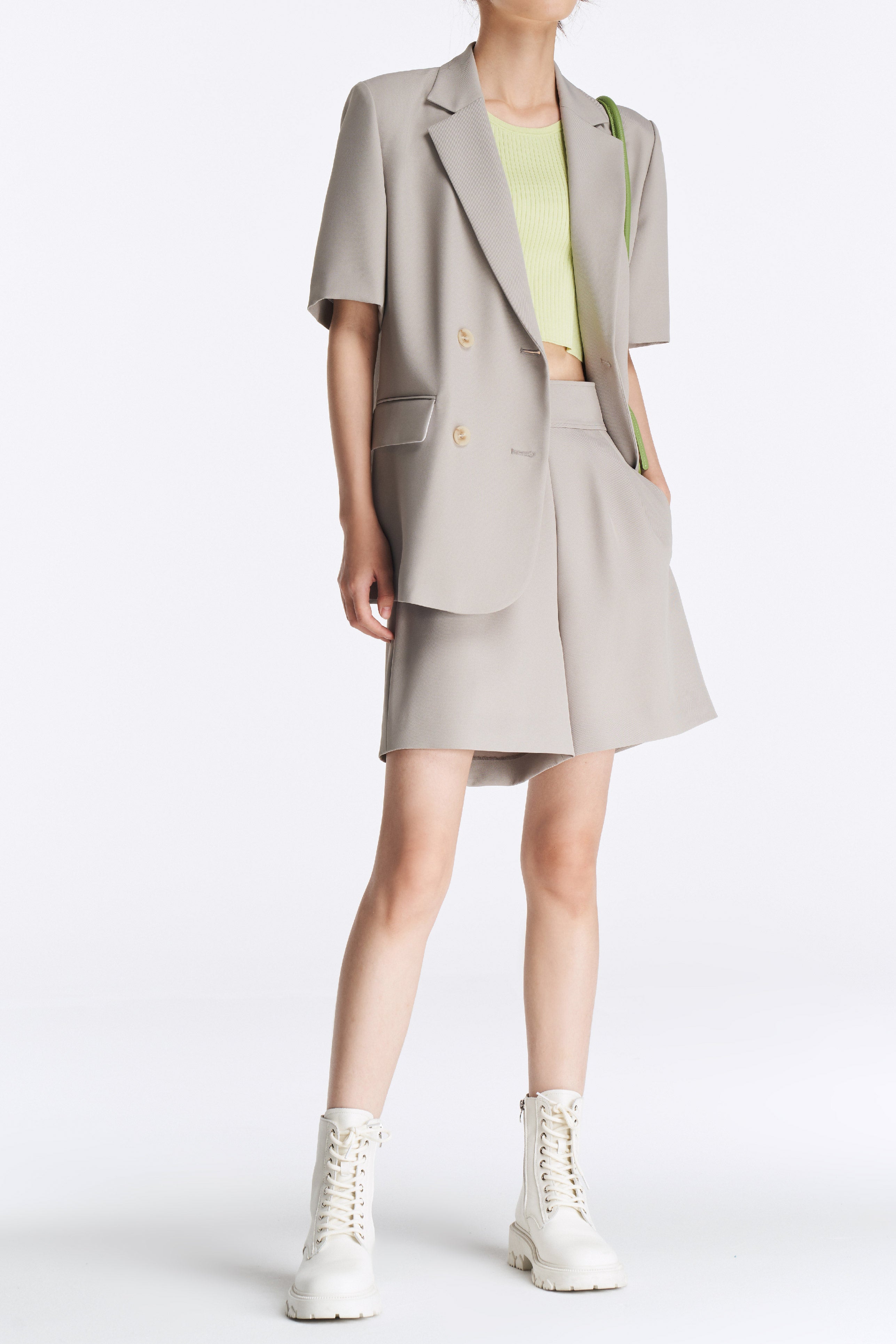 Laurèl Short-Sleeve Blazer