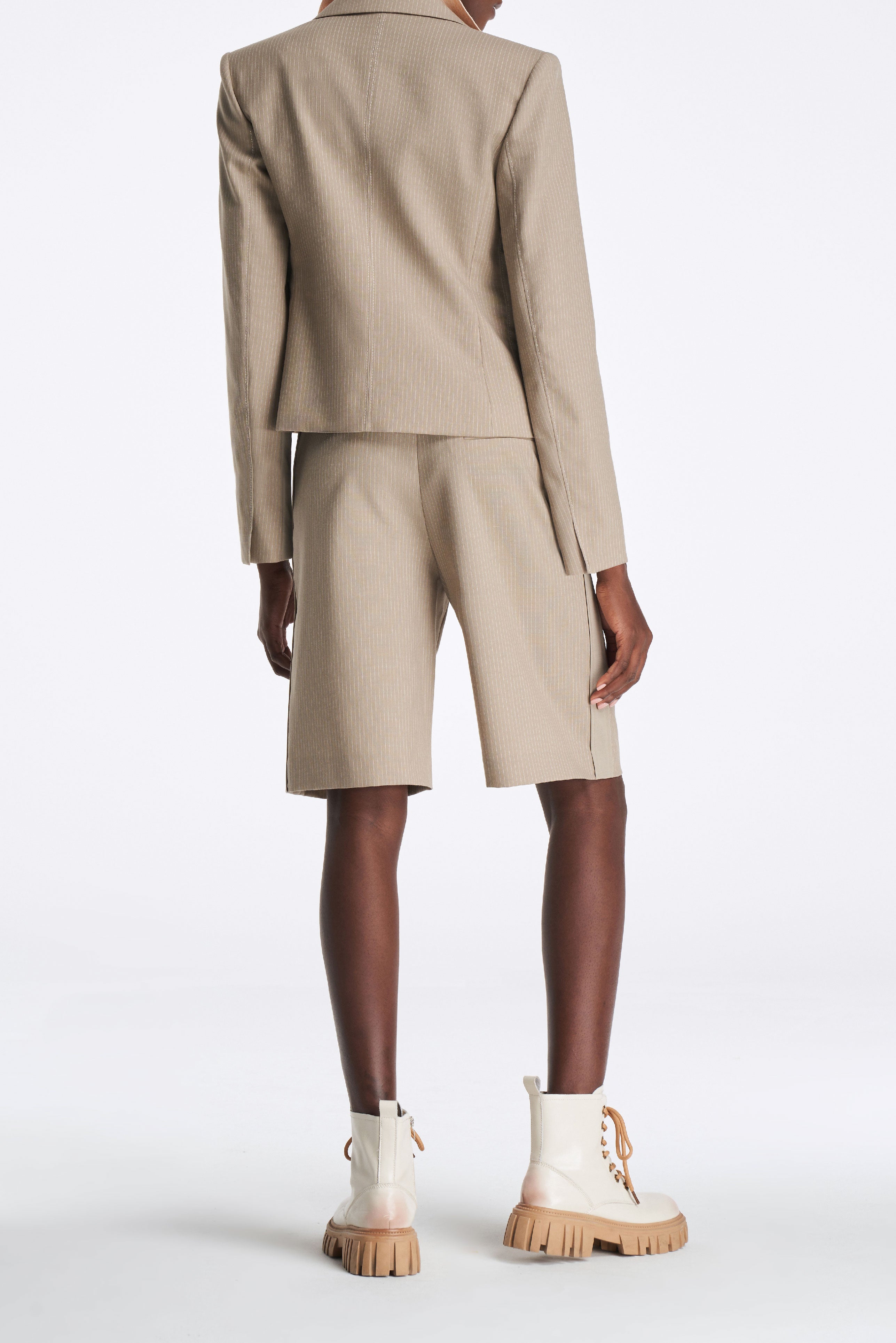 Laurèl Subtle Striped Blazer