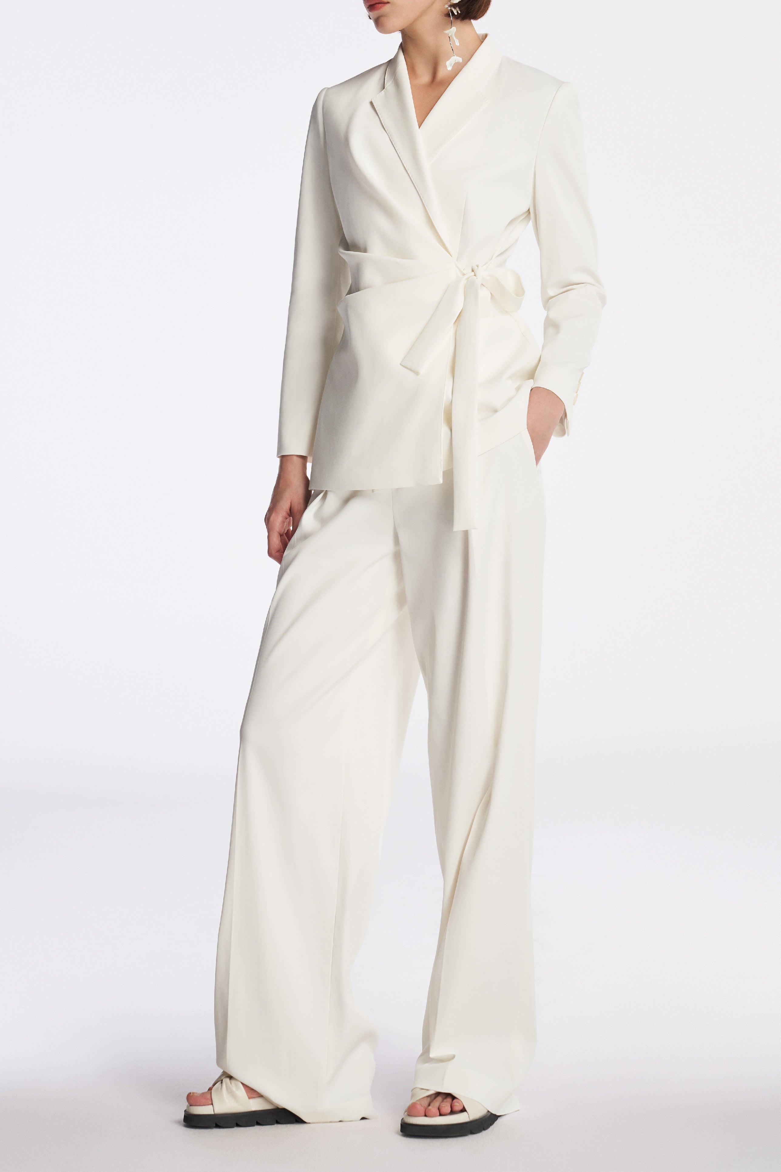 Laurèl Tie Waist Blazer