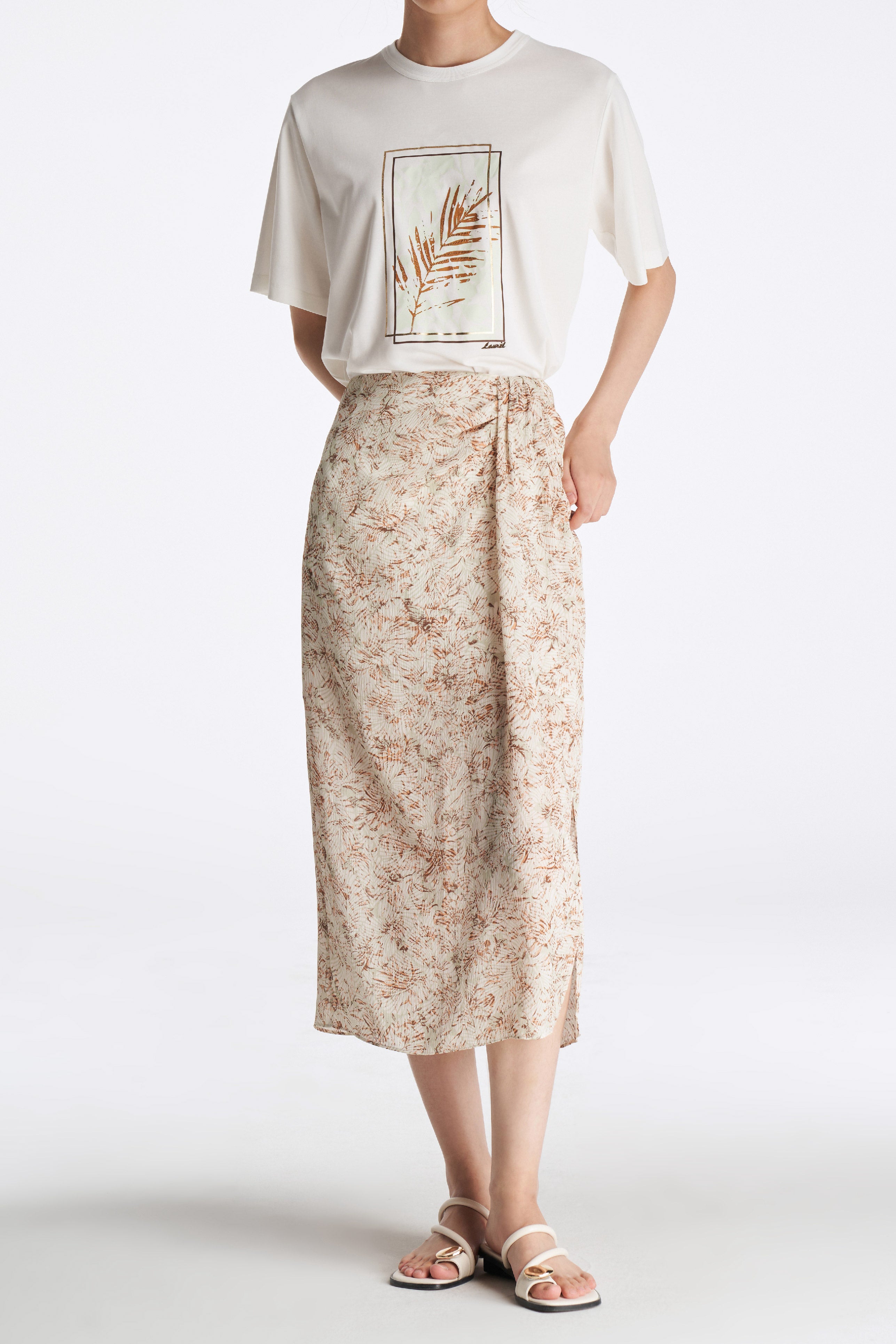 Laurèl Embroidered Print T-shirt