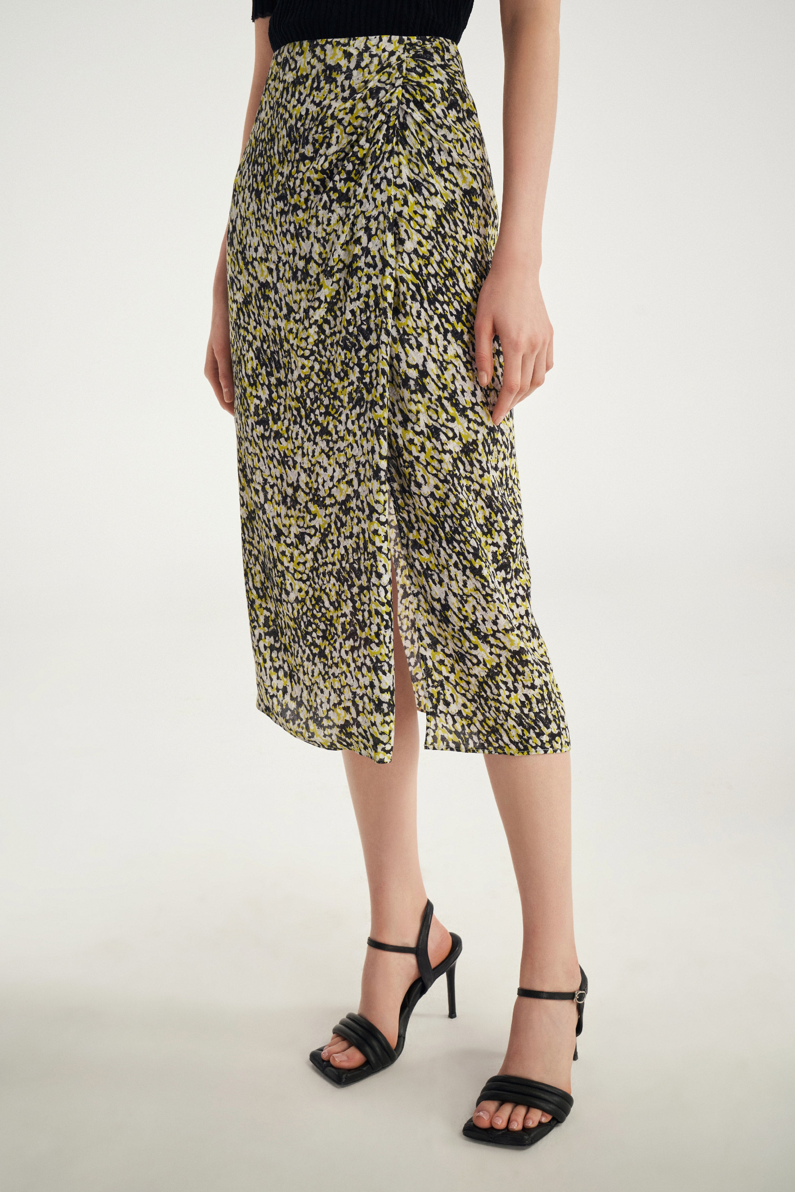 Laurèl Optical Illusion Art Print Skirt With Gather Detail