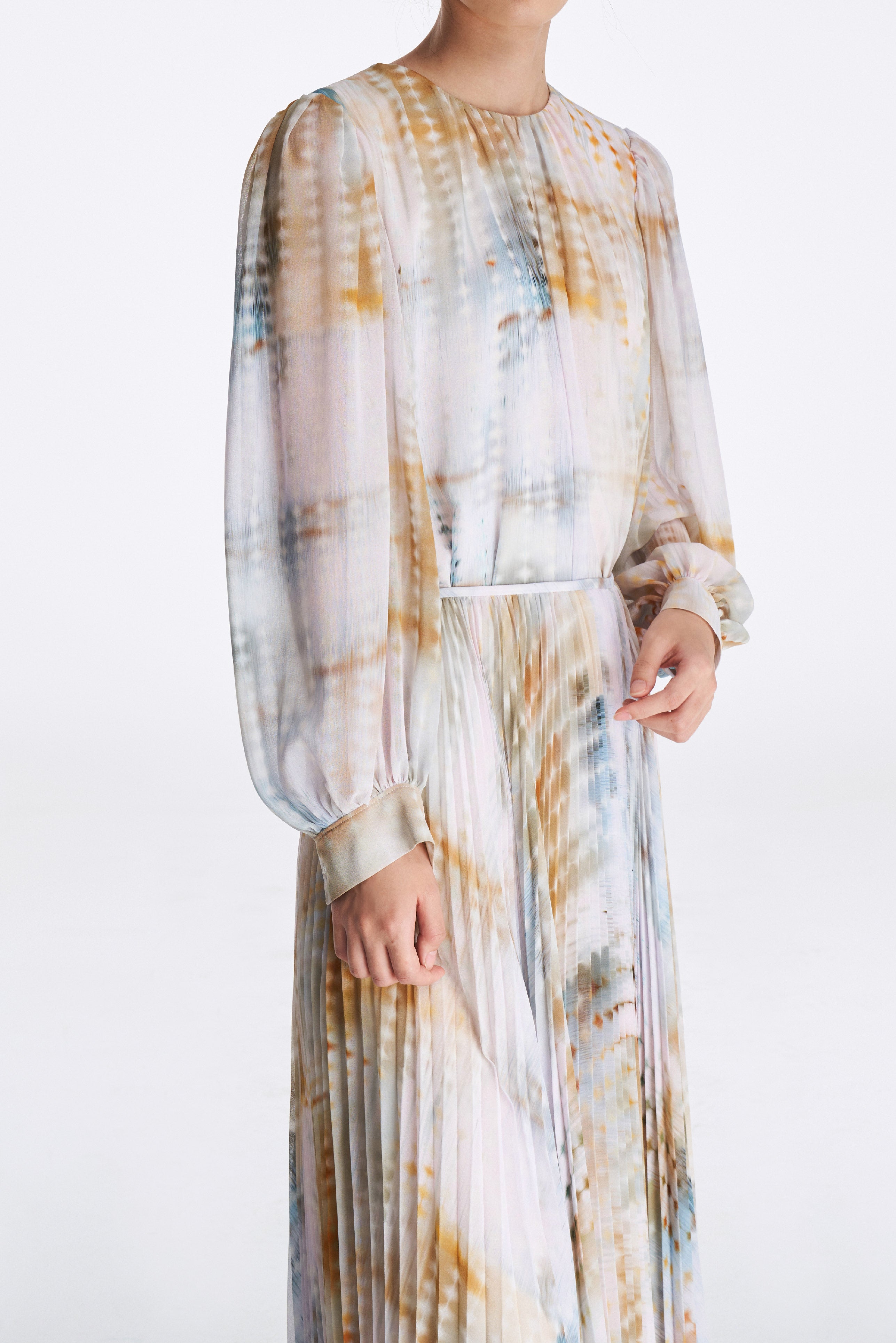 Laurèl Luminous Gradient Print Blouse