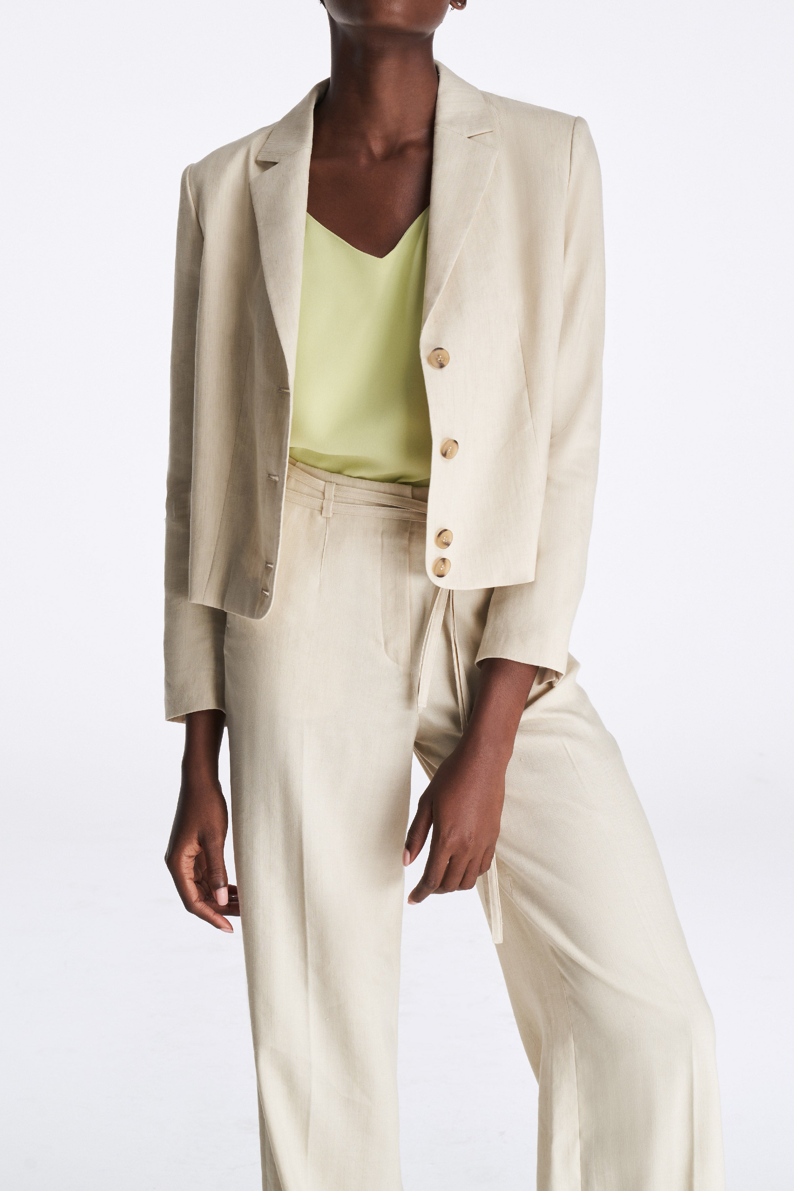 Laurèl Short Blazer