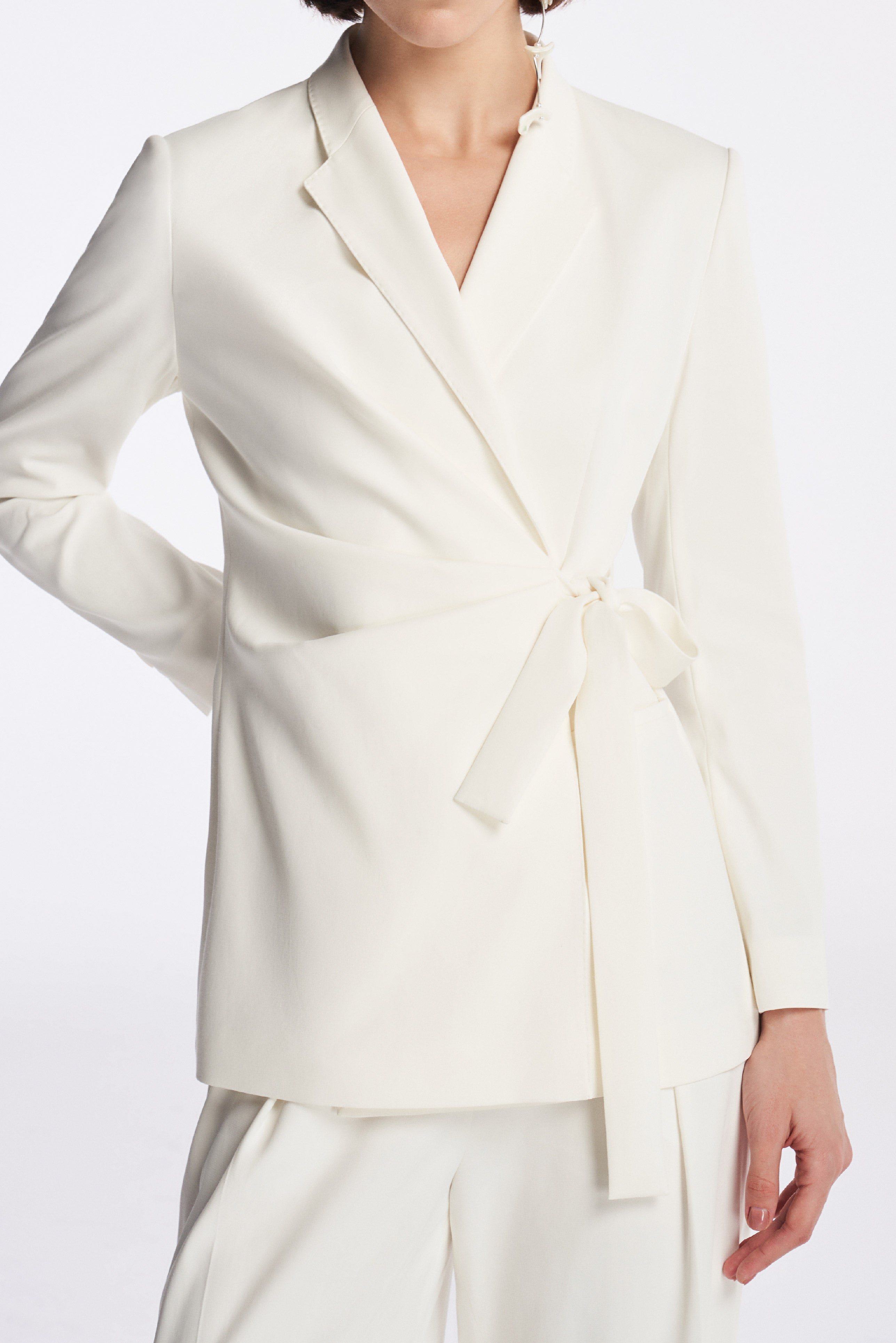 Laurèl Tie Waist Blazer