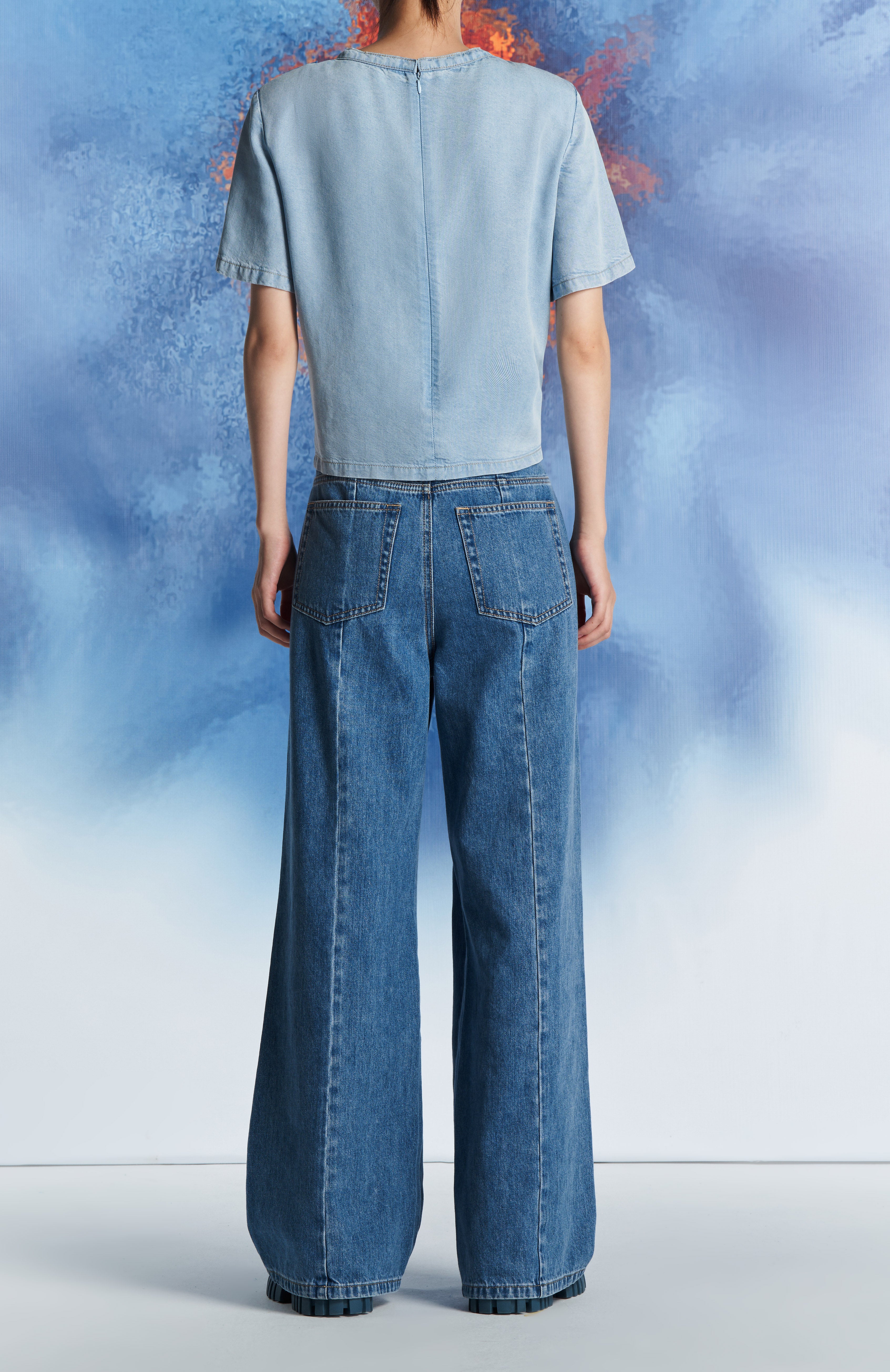 Laurèl Cropped Twist Knot Shirt
