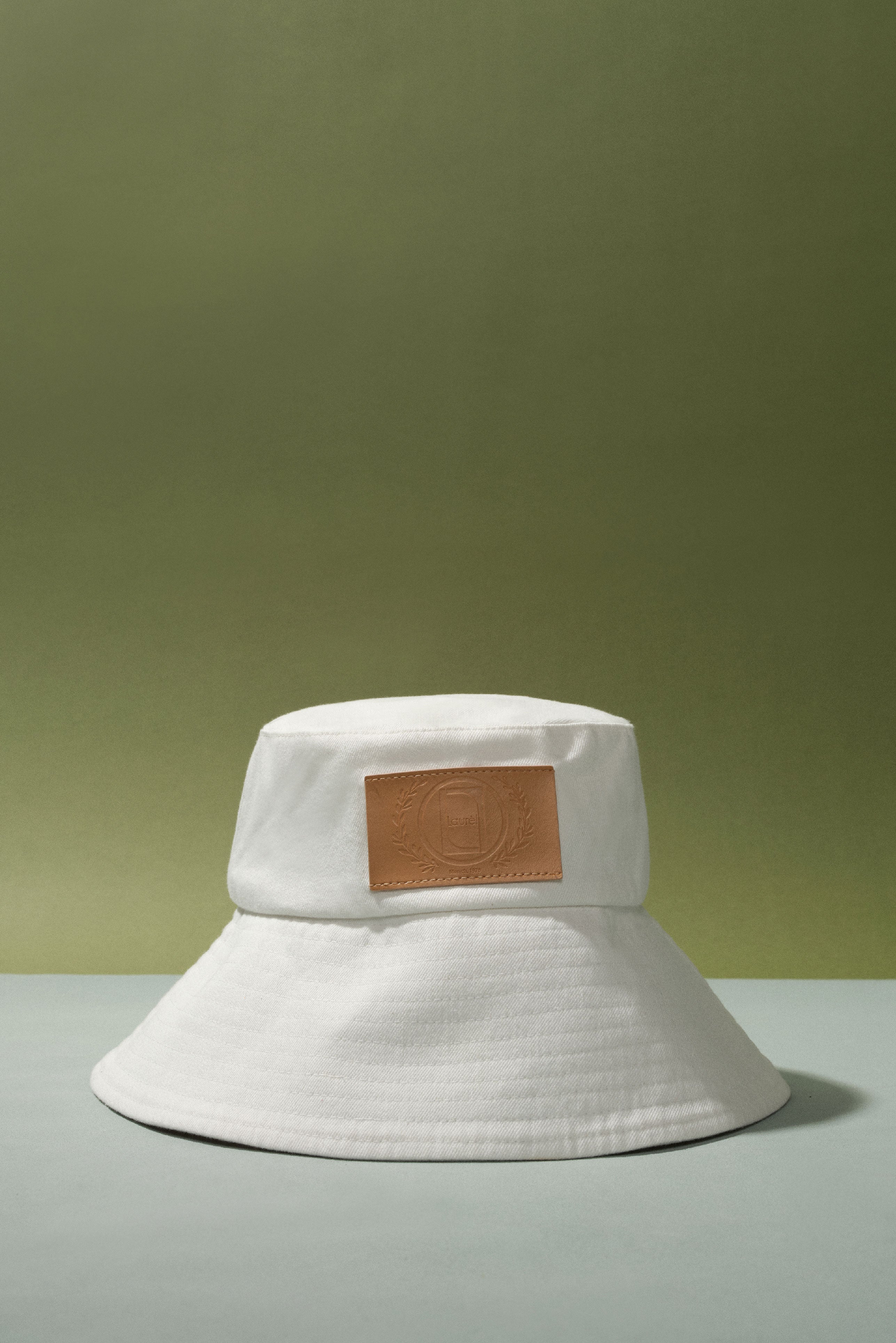 Laurèl White Bucket Hat