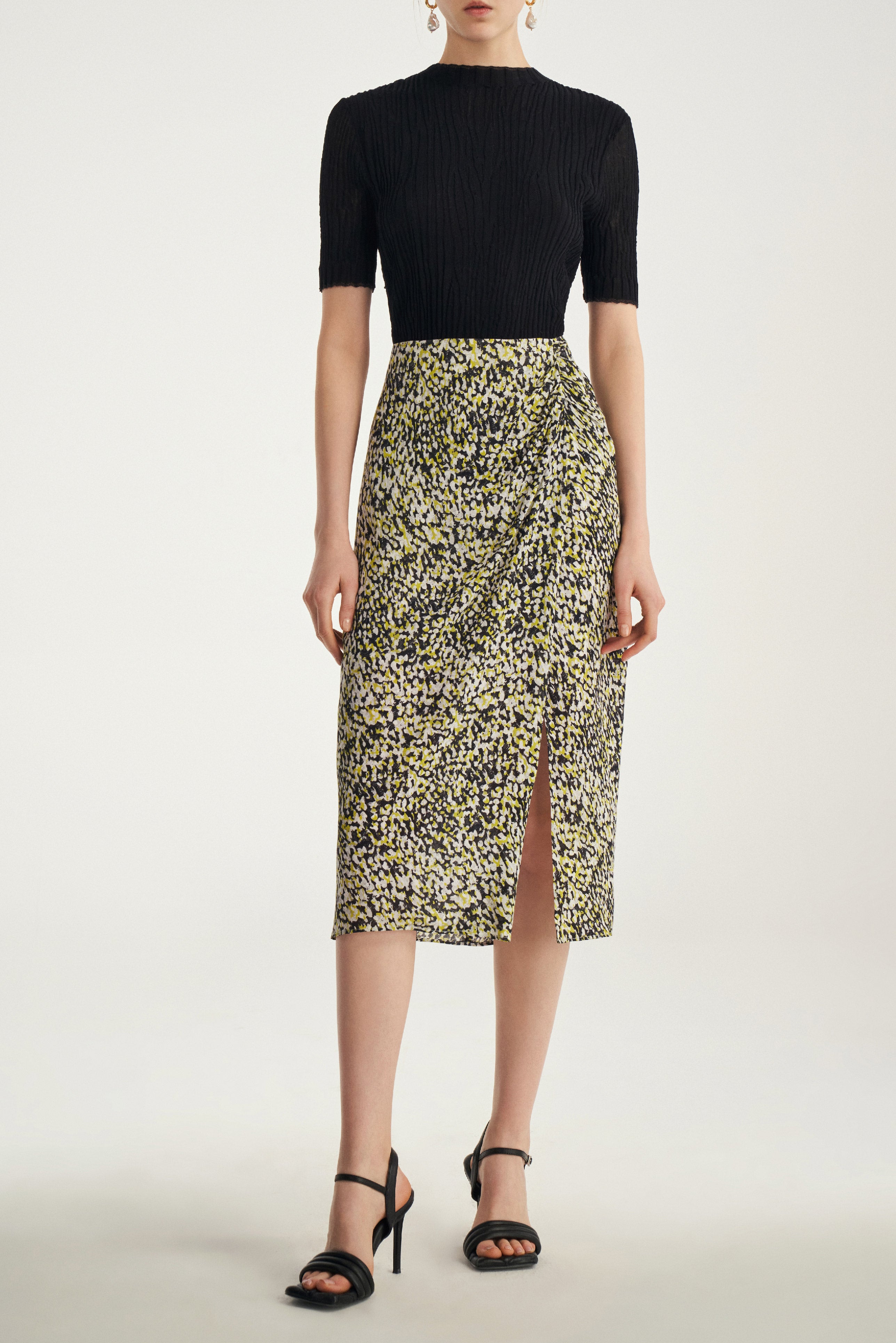 Laurèl Optical Illusion Art Print Skirt With Gather Detail